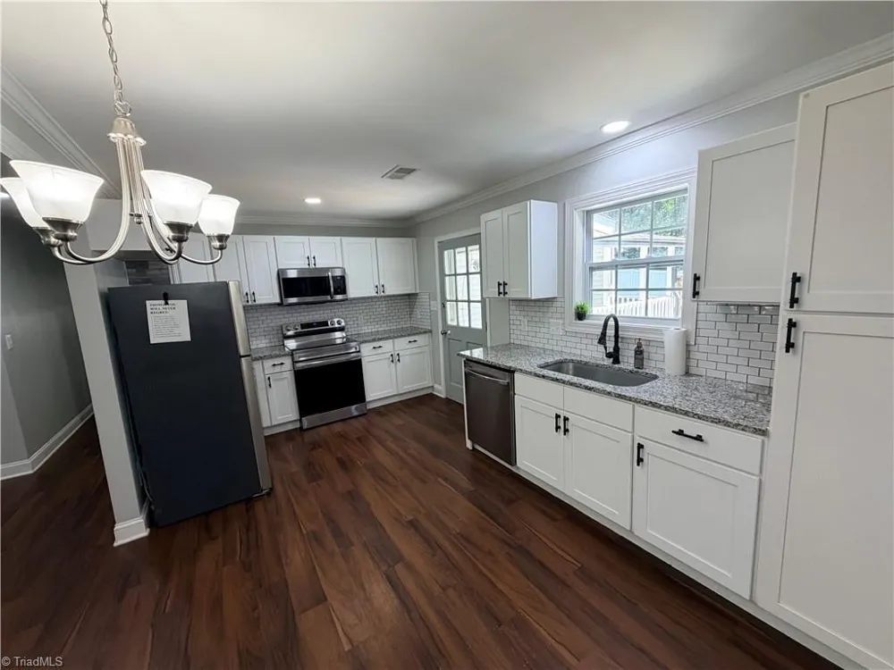 3950 Cole Avenue High Point, NC 27265