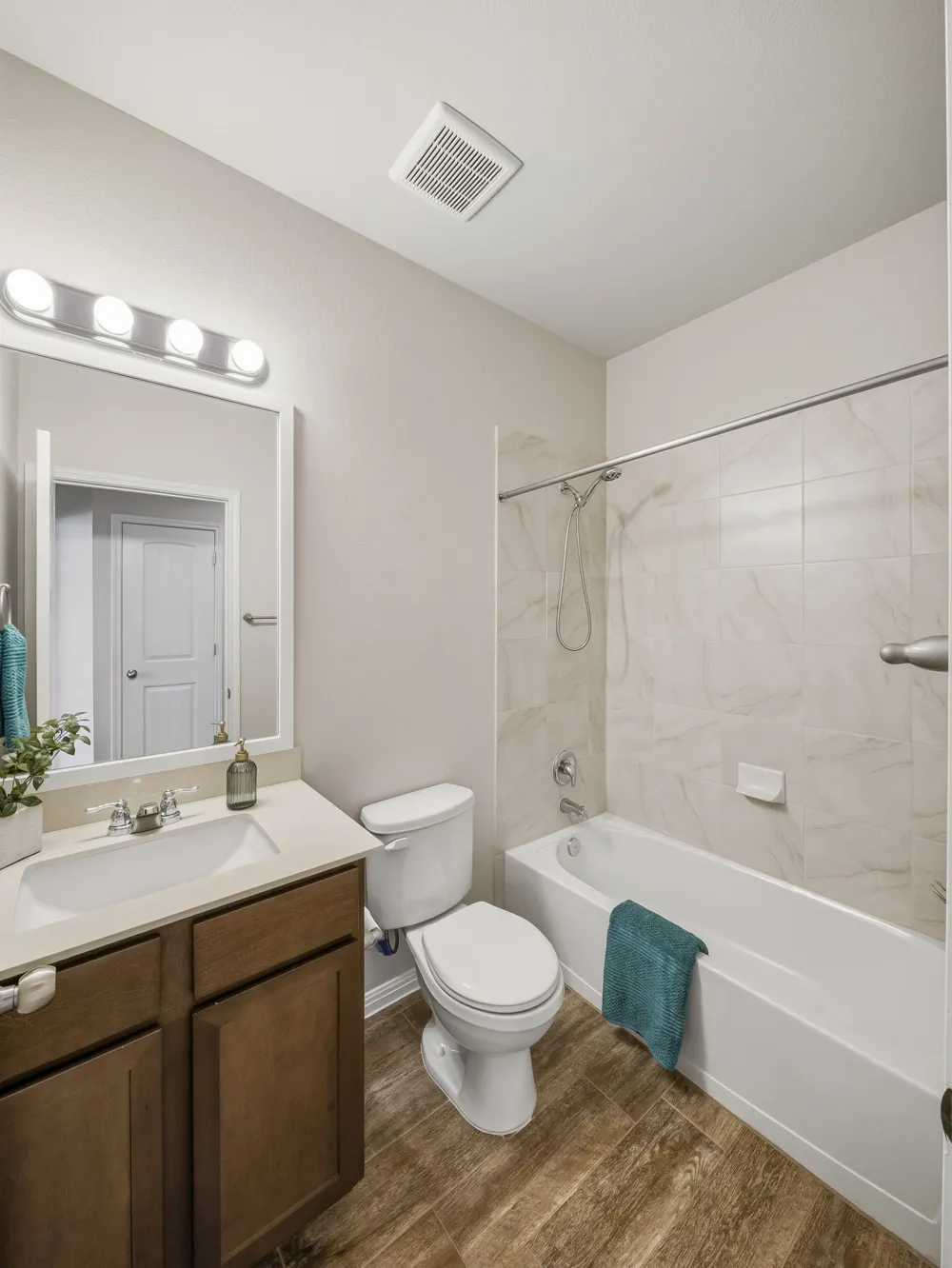 8149 Daisy Cutter Crossing Georgetown, TX 78626