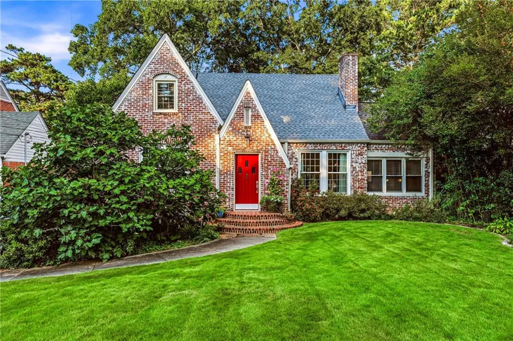 1741 Meadowdale Avenue NE Atlanta, GA 30306