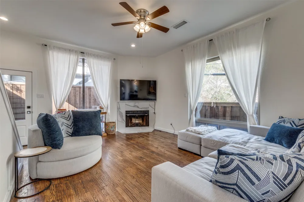 3944 Buena Vista Street #206 Dallas, TX 75204
