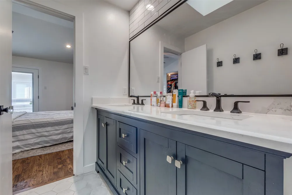 3944 Buena Vista Street #206 Dallas, TX 75204