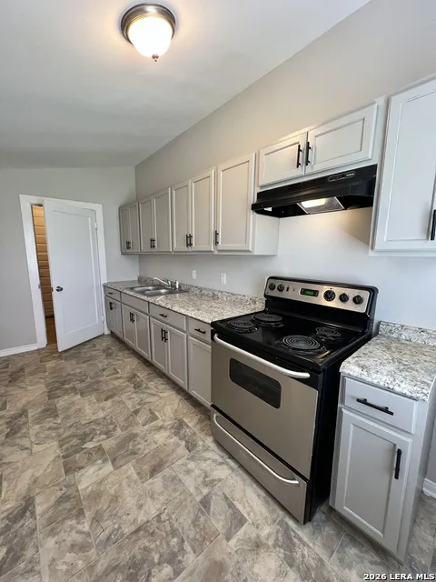 319 HARDING PL Unit 2 San Antonio, TX 78203