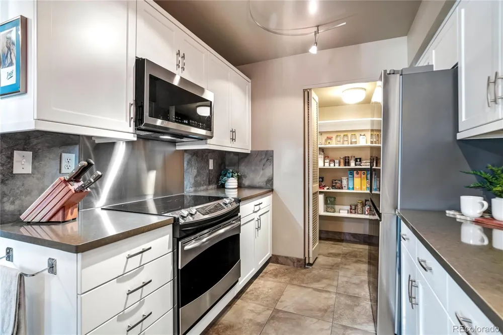 2378 Wood Avenue Colorado Springs, CO 80907