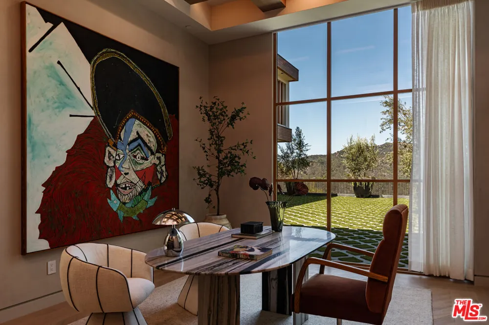 1465 Donhill Drive Beverly Hills, CA 90210