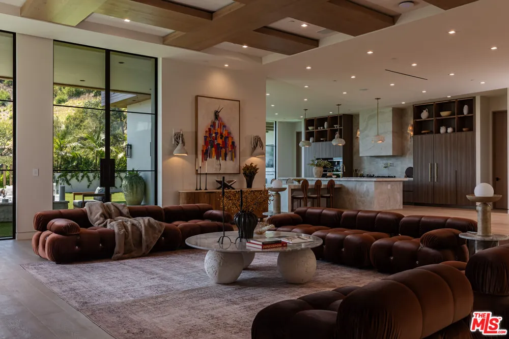 1465 Donhill Drive Beverly Hills, CA 90210