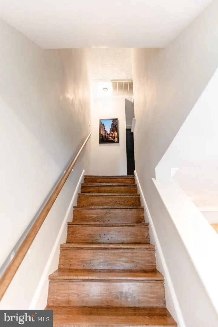 202 S VIRGINIA AVENUE #73 Falls Church, VA 22046