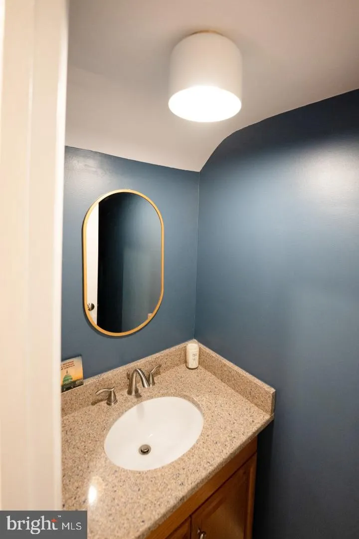 202 S VIRGINIA AVENUE #73 Falls Church, VA 22046
