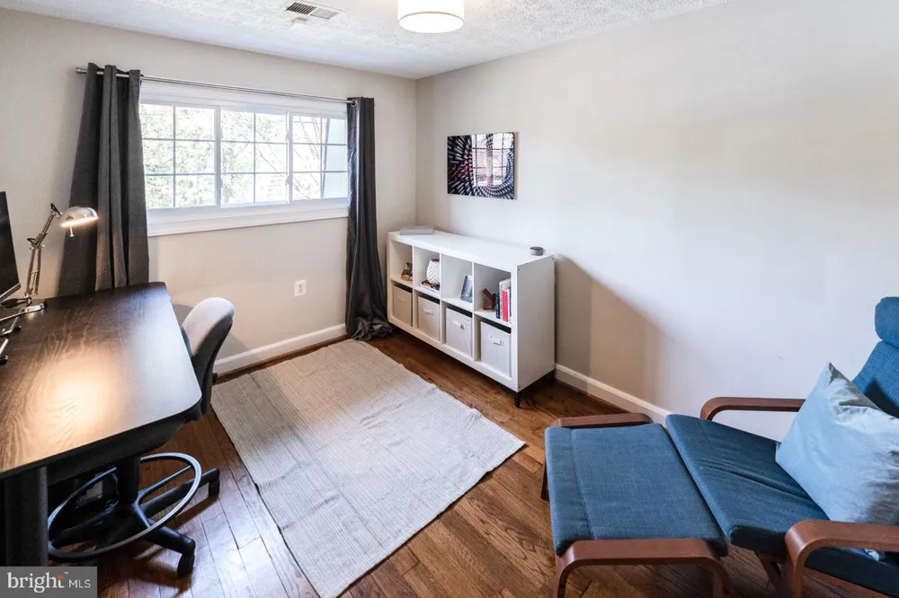 202 S VIRGINIA AVENUE #73 Falls Church, VA 22046