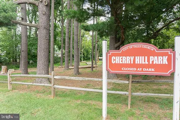 202 S VIRGINIA AVENUE #73 Falls Church, VA 22046