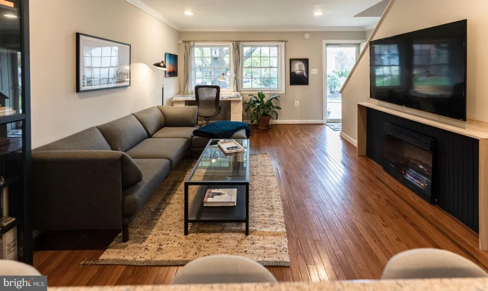 202 S VIRGINIA AVENUE #73 Falls Church, VA 22046