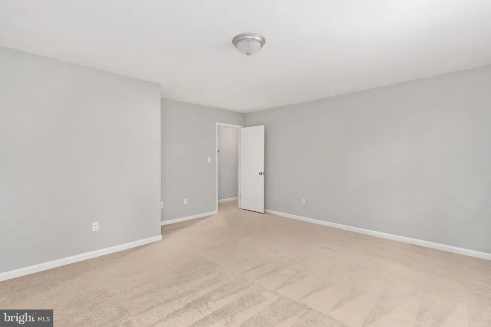 10224 HAMPTON Fredericksburg, VA 22408