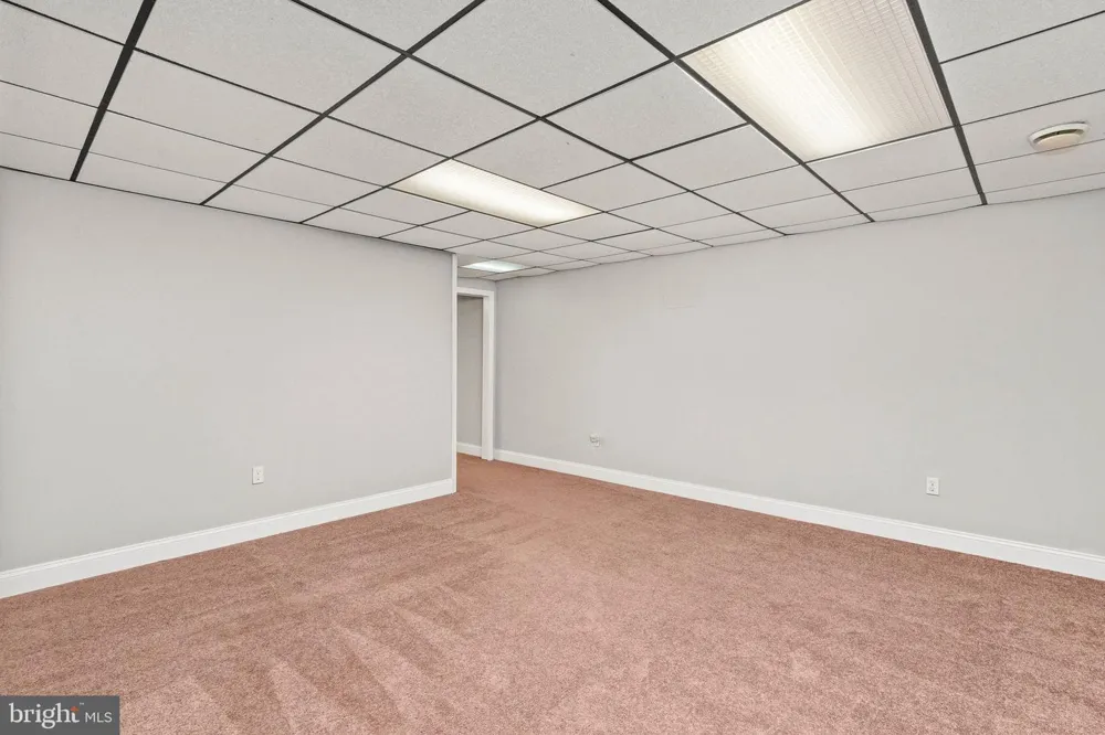 10224 HAMPTON Fredericksburg, VA 22408