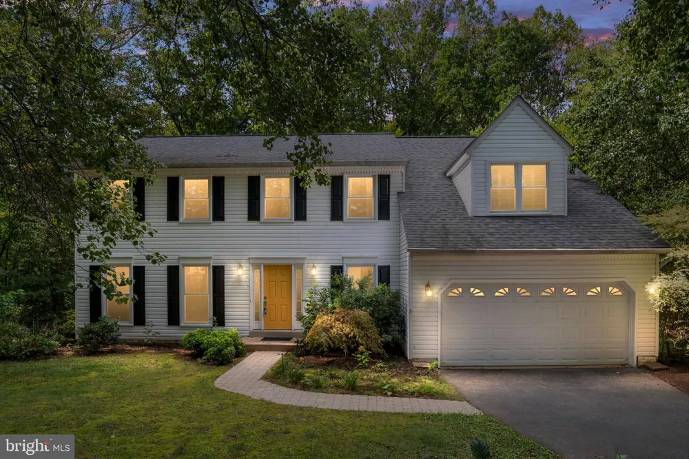 10224 HAMPTON Fredericksburg, VA 22408