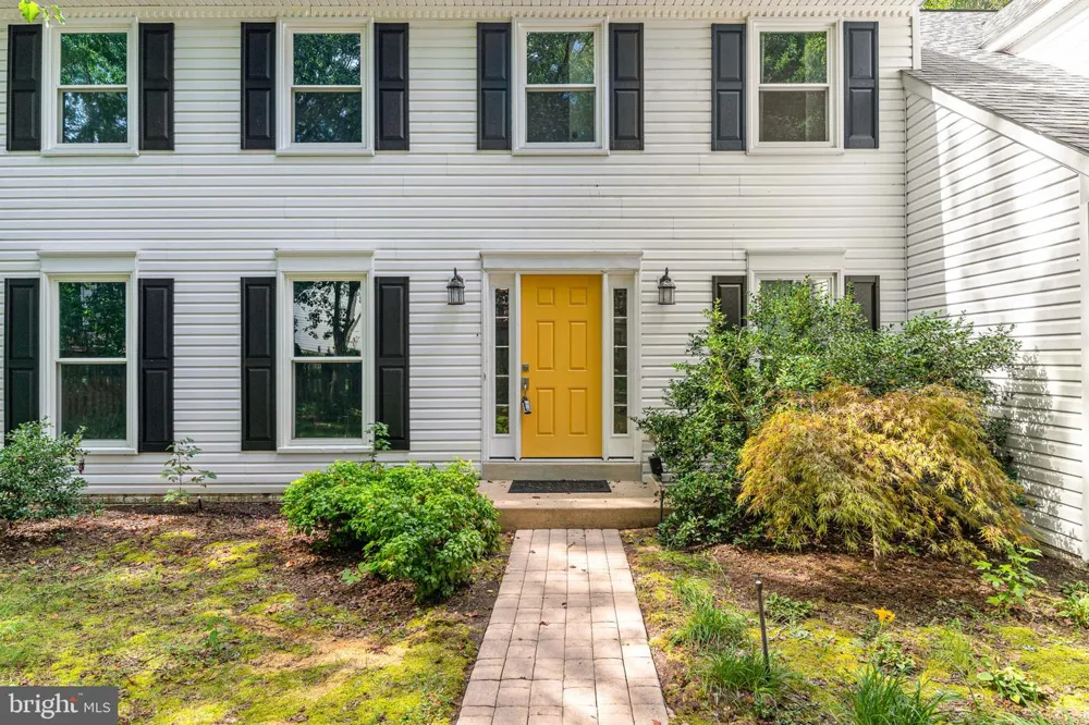 10224 HAMPTON Fredericksburg, VA 22408