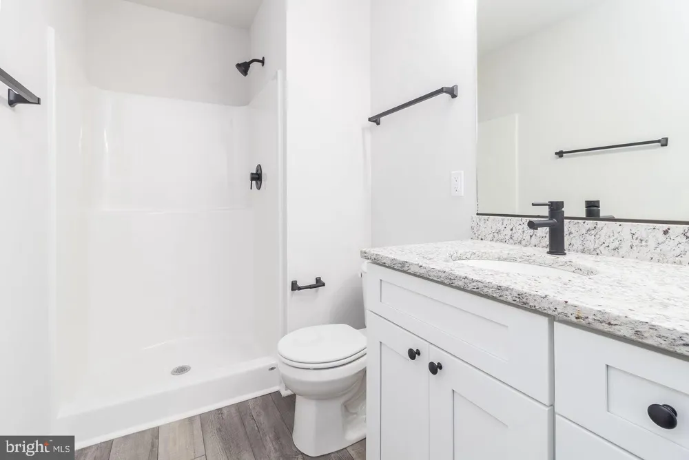 215 MANSFIELD STREET Fredericksburg, VA 22408