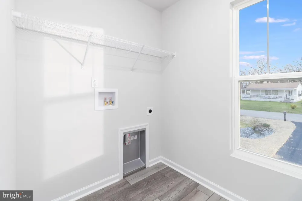 215 MANSFIELD STREET Fredericksburg, VA 22408