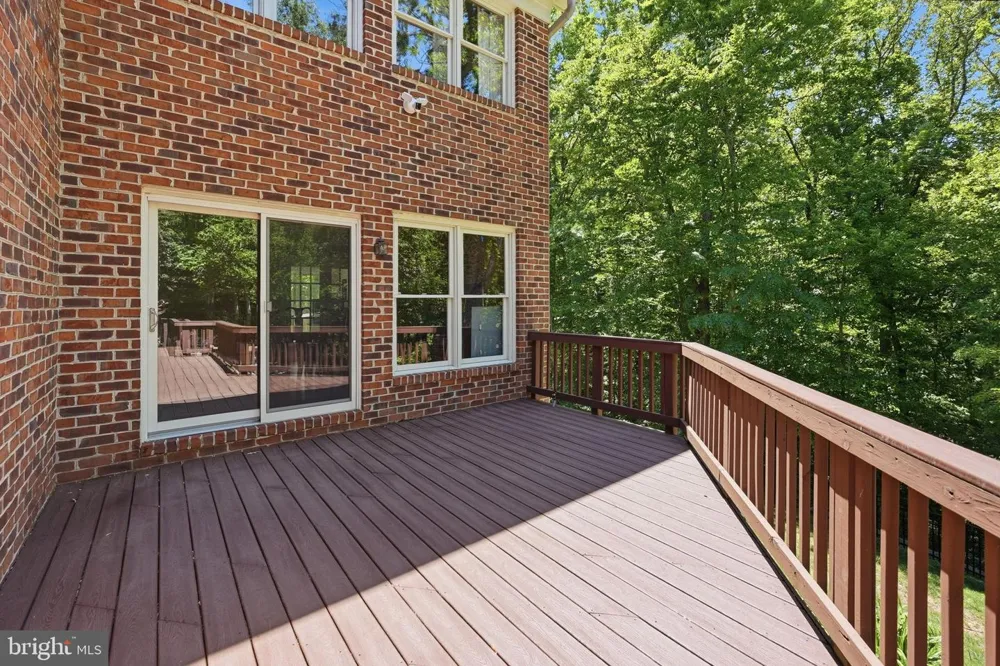 708 POTOMAC KNOLLS DRIVE Mclean, VA 22102
