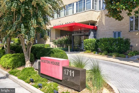 1711 MASSACHUSETTS AVENUE NW #410