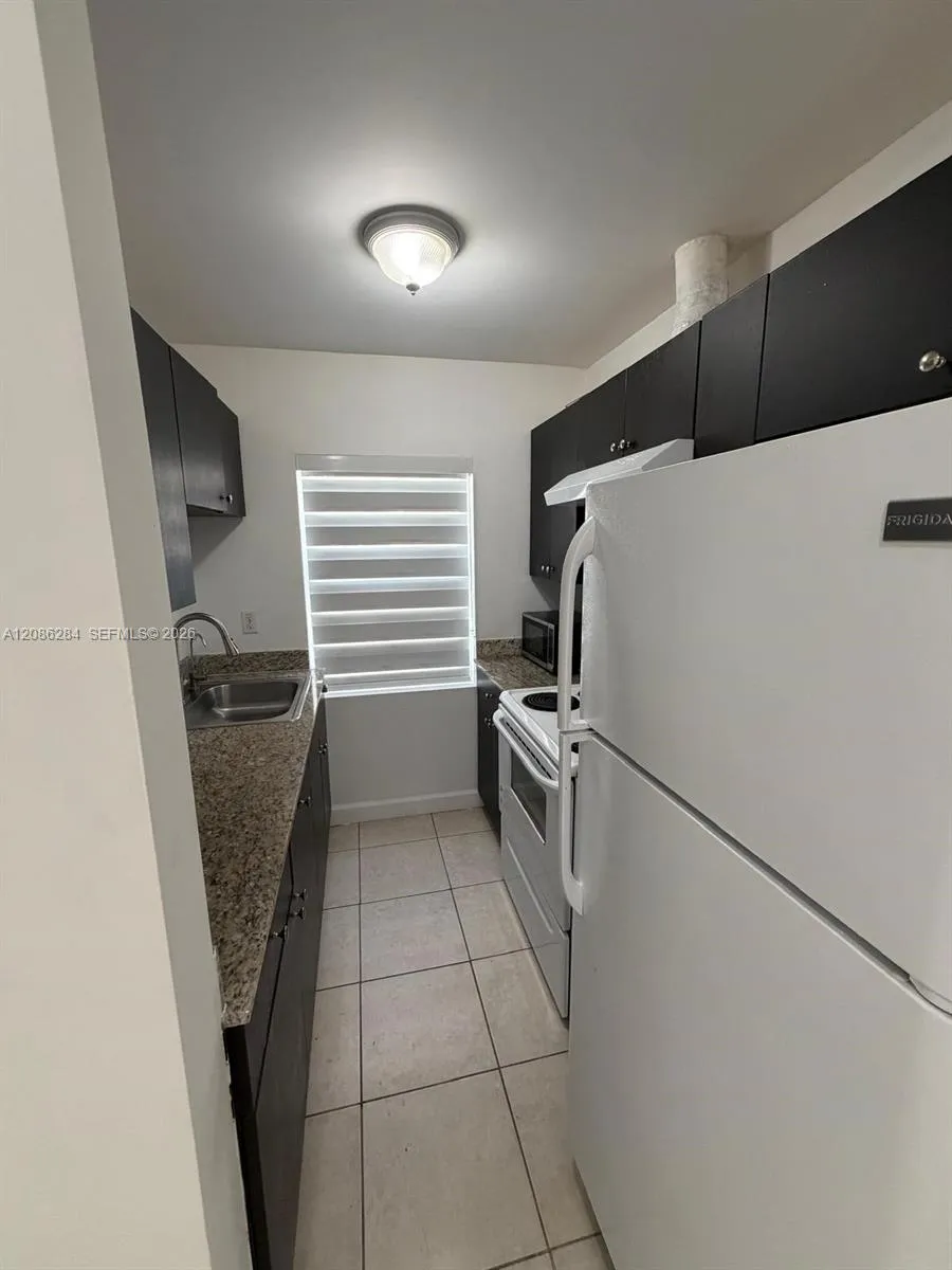412 SW 10th Ave #4 Miami, FL 33130