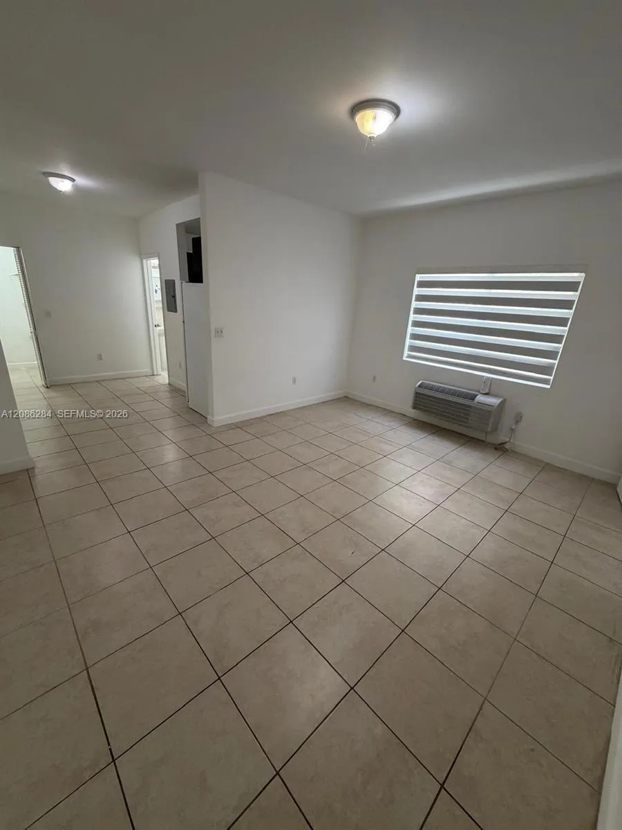 412 SW 10th Ave #4 Miami, FL 33130