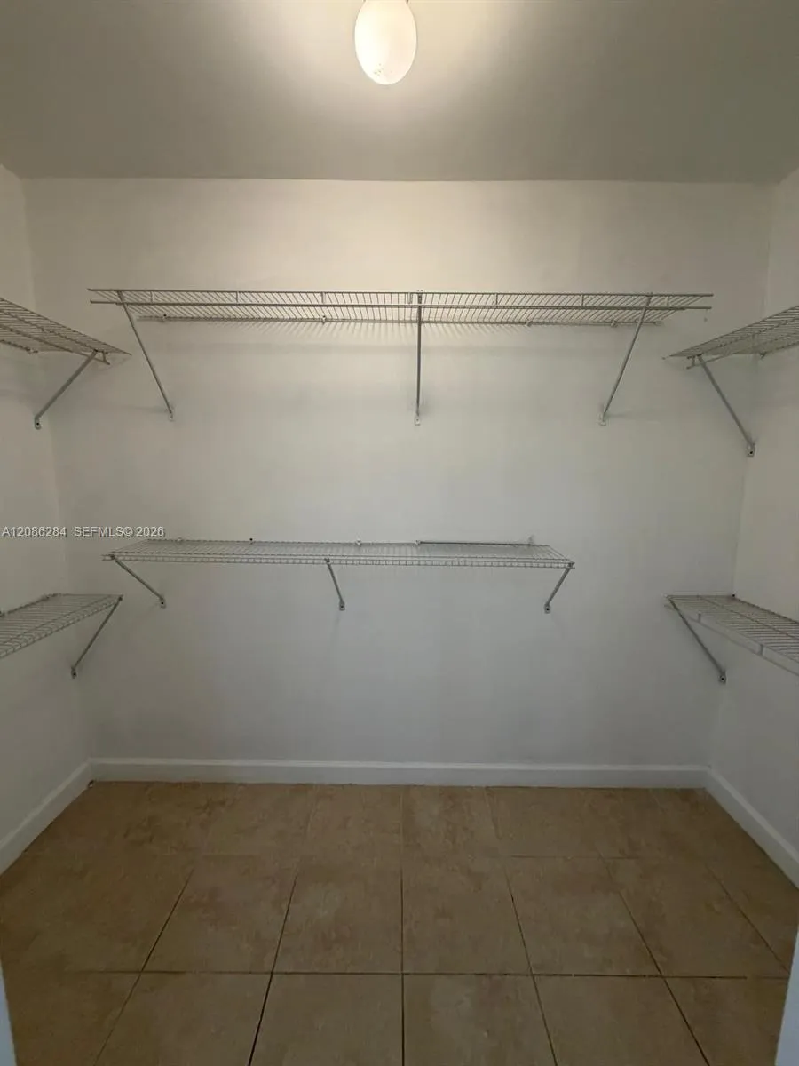 412 SW 10th Ave #4 Miami, FL 33130