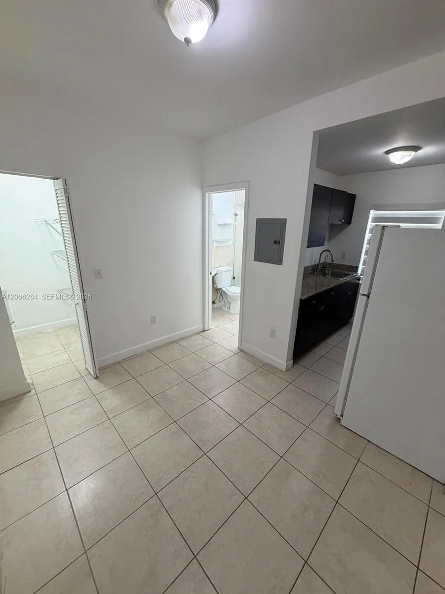 412 SW 10th Ave #4 Miami, FL 33130