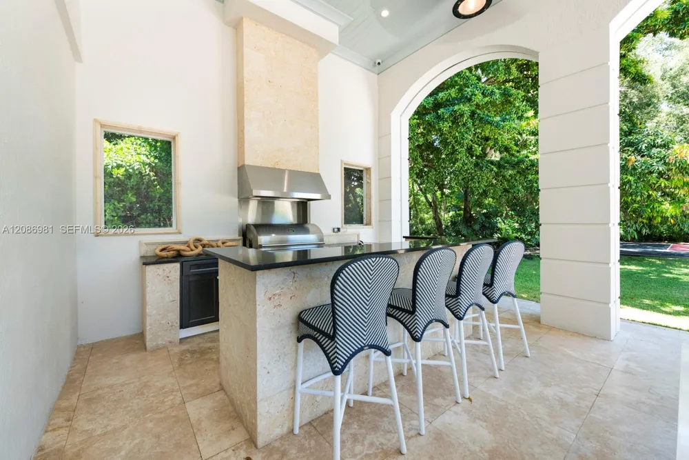 6045 SW 106th St Pinecrest, FL 33156