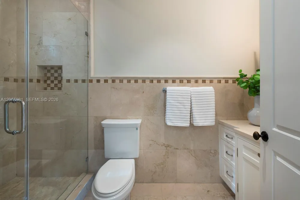6045 SW 106th St Pinecrest, FL 33156