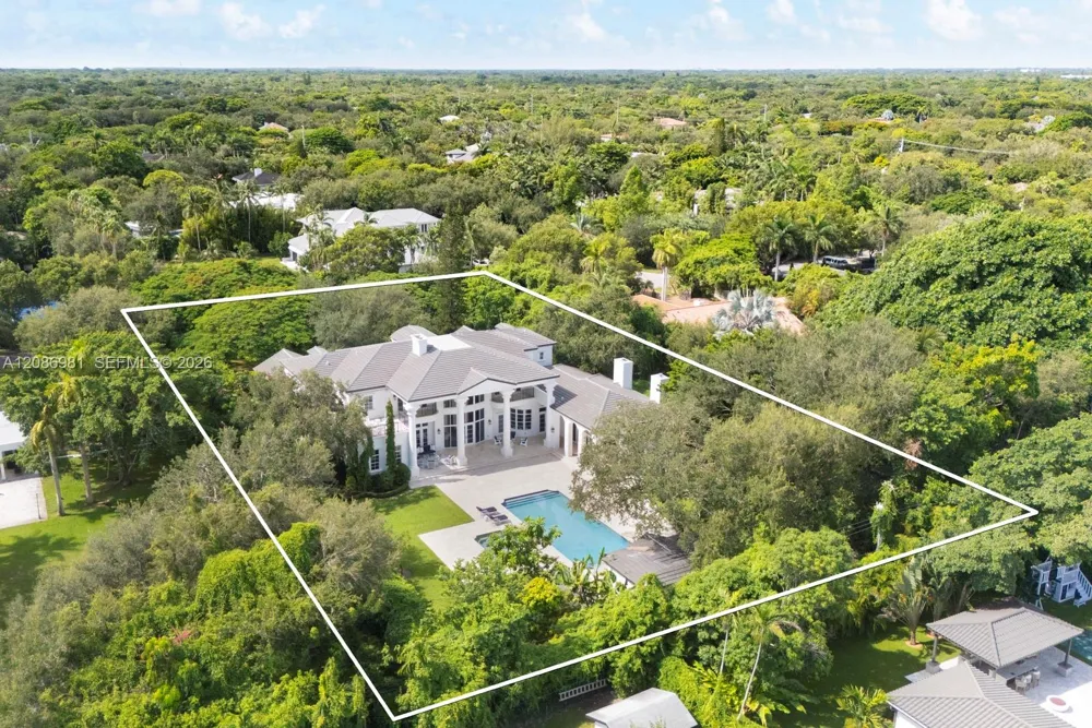 6045 SW 106th St Pinecrest, FL 33156