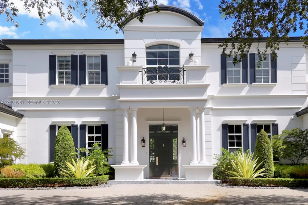 6045 SW 106th St Pinecrest, FL 33156