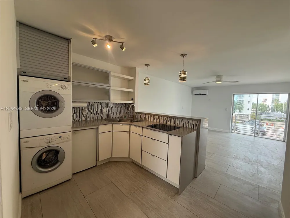 1441 Lincoln Rd #317 Miami Beach, FL 33139