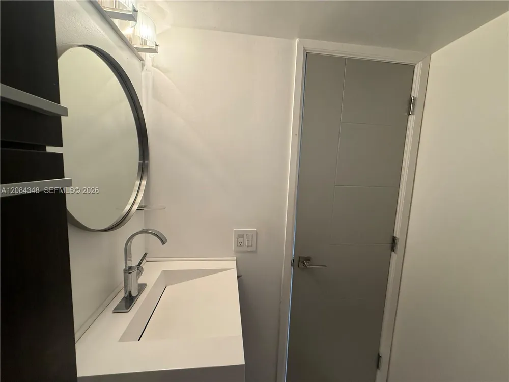 1441 Lincoln Rd #317 Miami Beach, FL 33139