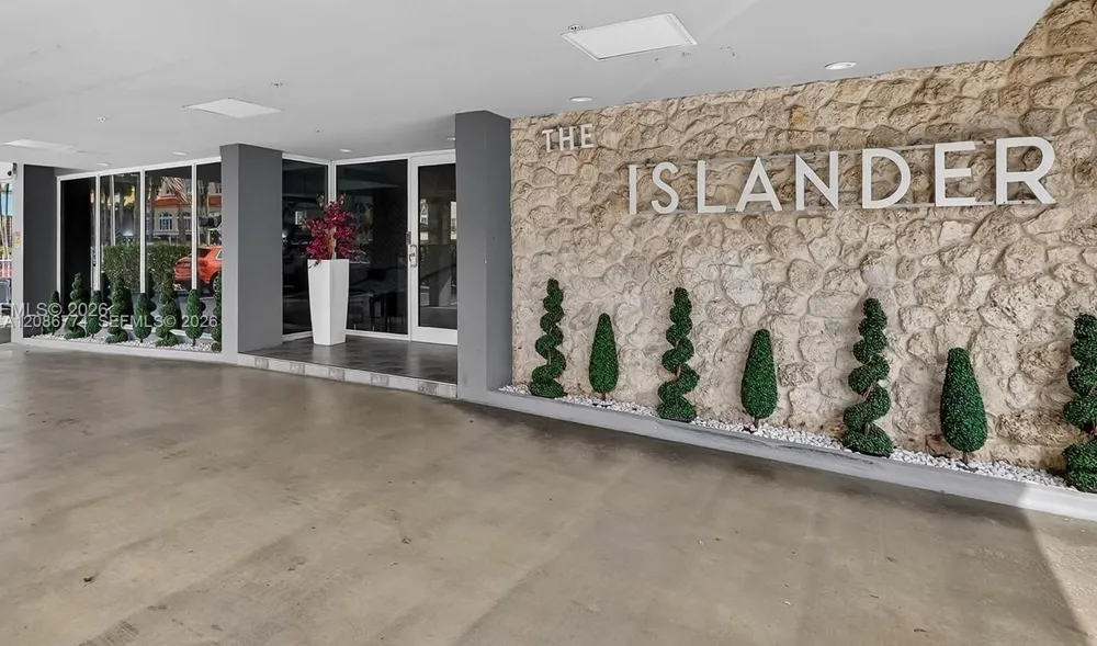 1255 Collins Ave #604 Miami Beach, FL 33139
