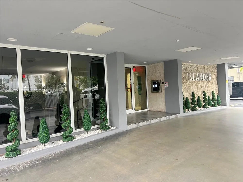 1255 Collins Ave #604 Miami Beach, FL 33139