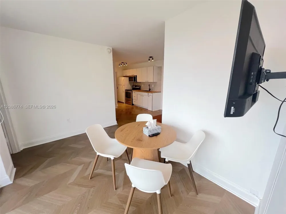 1255 Collins Ave #604 Miami Beach, FL 33139