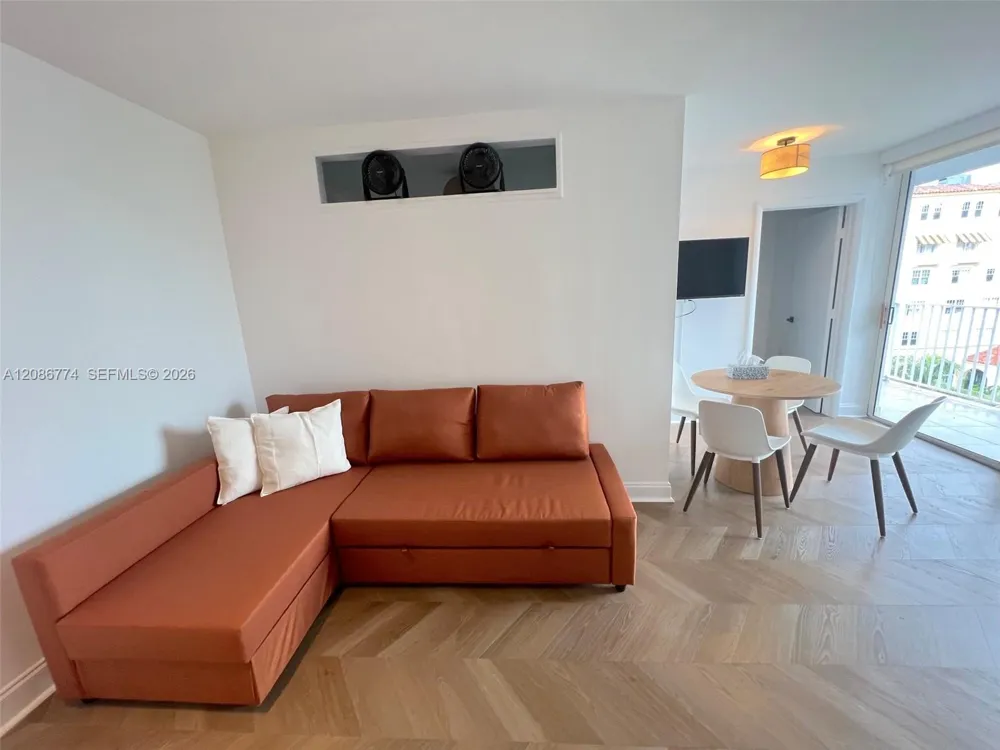 1255 Collins Ave #604 Miami Beach, FL 33139