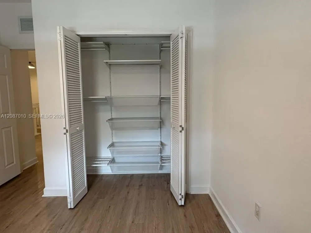 8671 NW 112th Ct Doral, FL 33178
