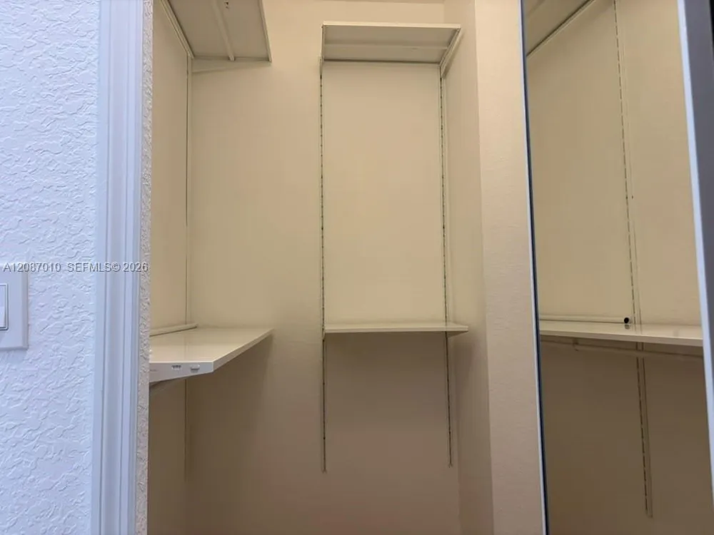 8671 NW 112th Ct Doral, FL 33178