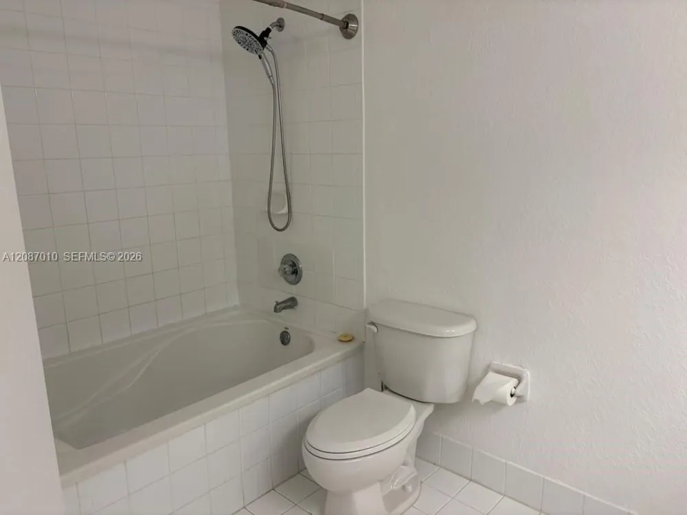 8671 NW 112th Ct Doral, FL 33178