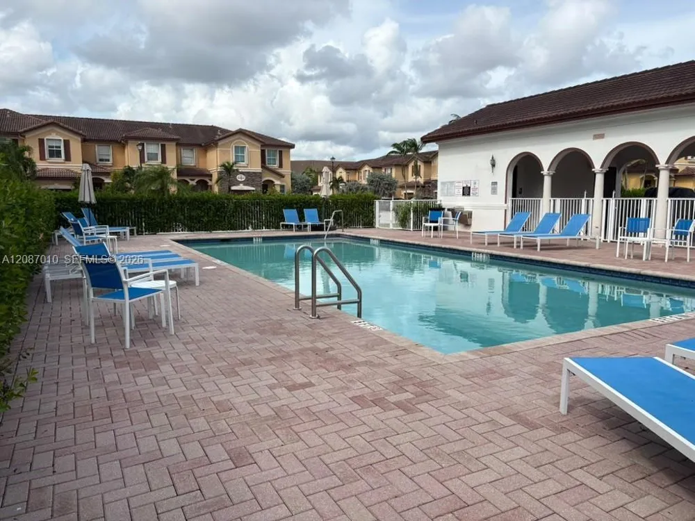 8671 NW 112th Ct Doral, FL 33178