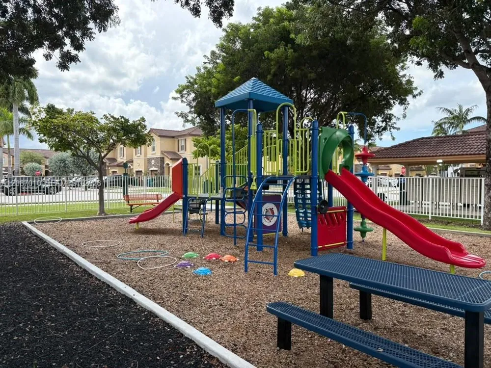 8671 NW 112th Ct Doral, FL 33178