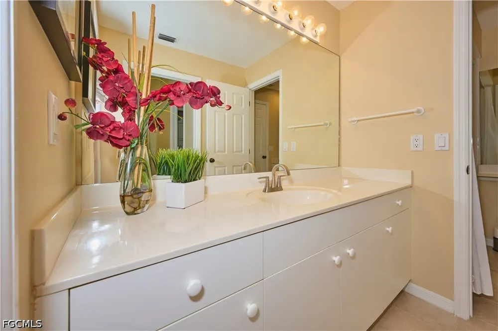 Rivers Edge Court #203 Fort Myers, FL 33908