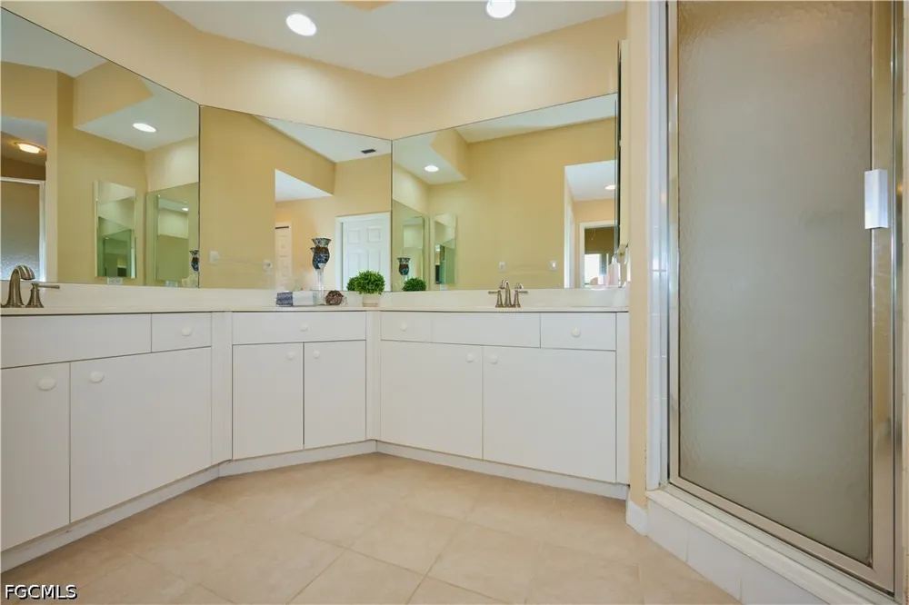 Rivers Edge Court #203 Fort Myers, FL 33908