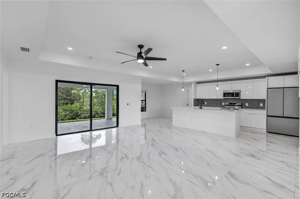 Wilmington Parkway Cape Coral, FL 33993