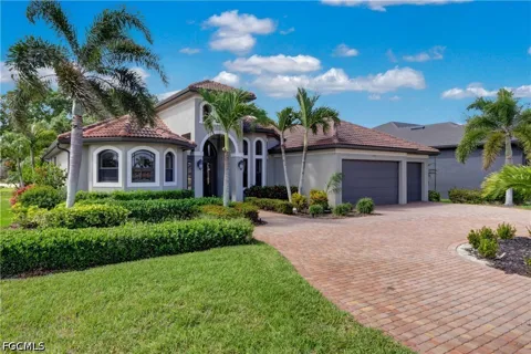 Cape Coral Parkway W