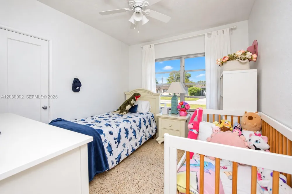 7330 SW 36th St Miami, FL 33155