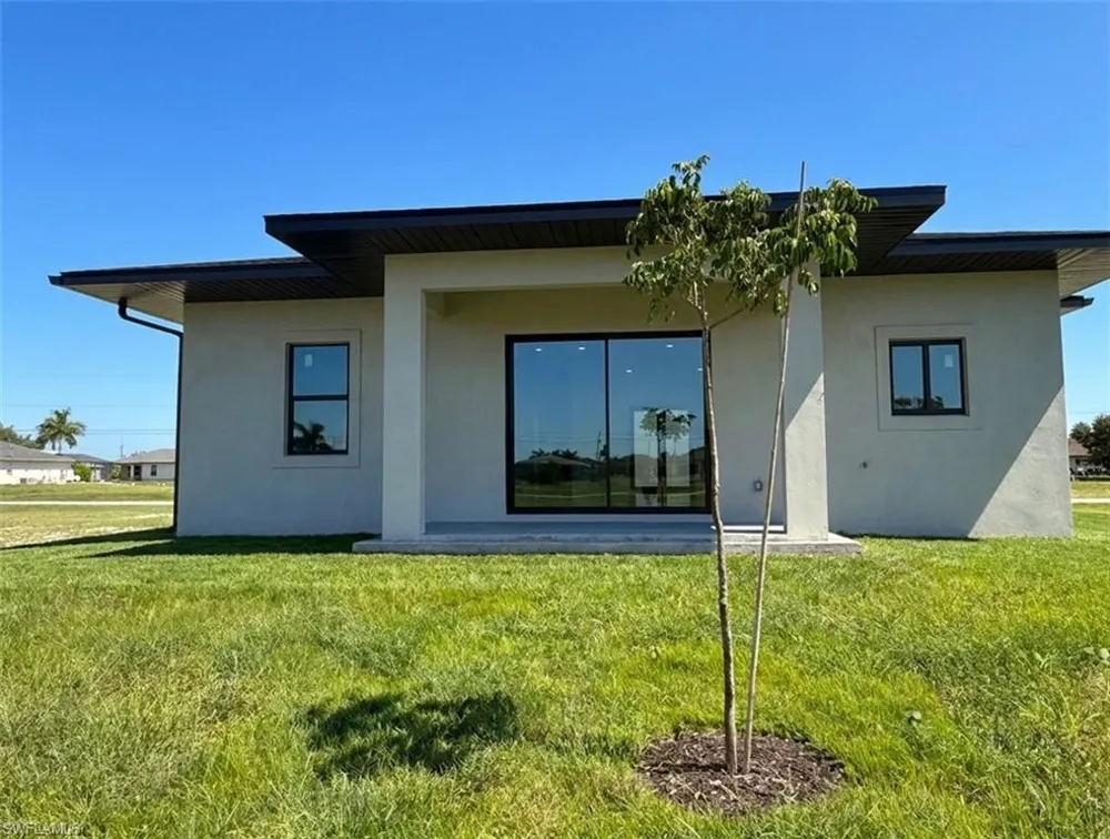 4332 NW 32nd Street Cape Coral, FL 33993