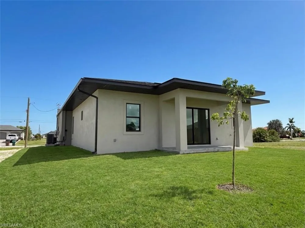 4332 NW 32nd Street Cape Coral, FL 33993