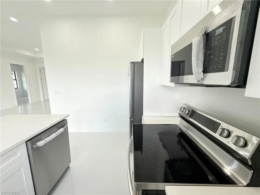 4332 NW 32nd Street Cape Coral, FL 33993