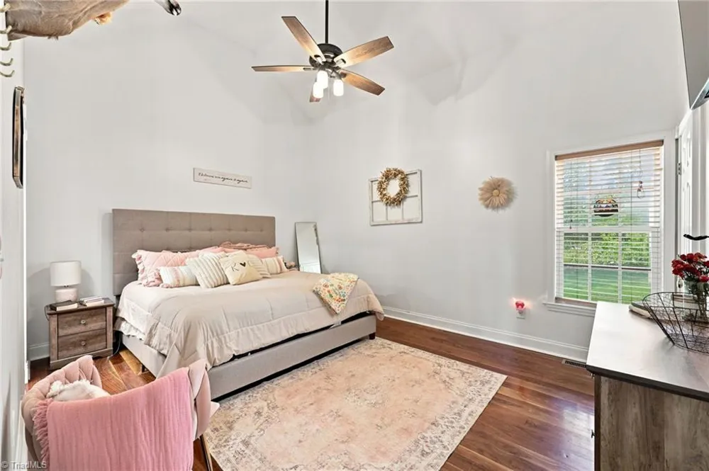6770 Cottonwood Drive Snow Camp, NC 27349